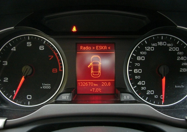 Audi A4 cena 38900 przebieg: 136000, rok produkcji 2010 z Ostrowiec Świętokrzyski małe 326
